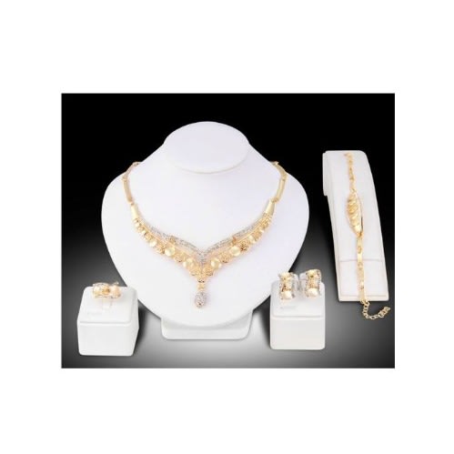 Ladies Necklace And Jewelry Set- Gold