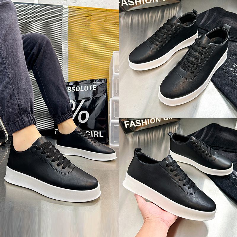 Comfortable Light Weighted Round Toe Sneakers