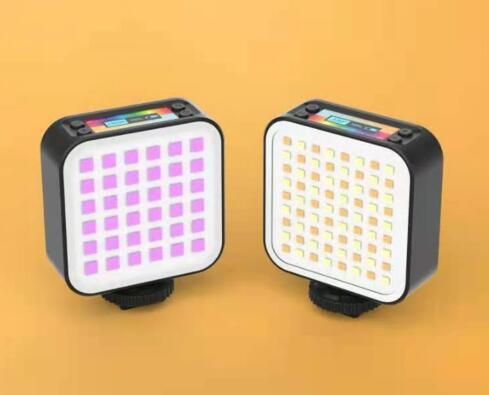 Andoer LED-D01 Mini Photography Light RGB LED Video Light Bi-Color Temperature 2500K-9000K 12 Kinds of Lighting Effects with forVlog Shooting Outdoor Photography Studio Photography Product Photography Live Stream Makeup Selfi