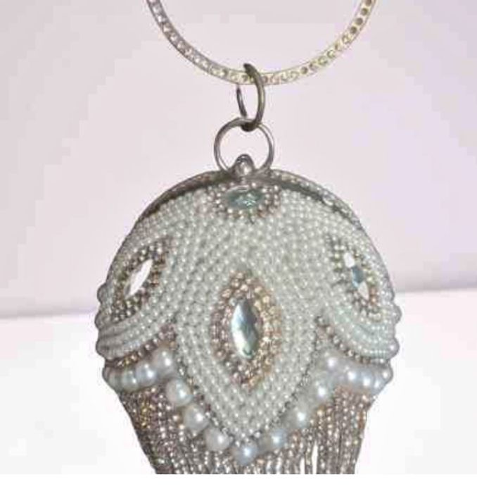 Ball Shaped Well Designed Beautiful Ladies Clutch Purse