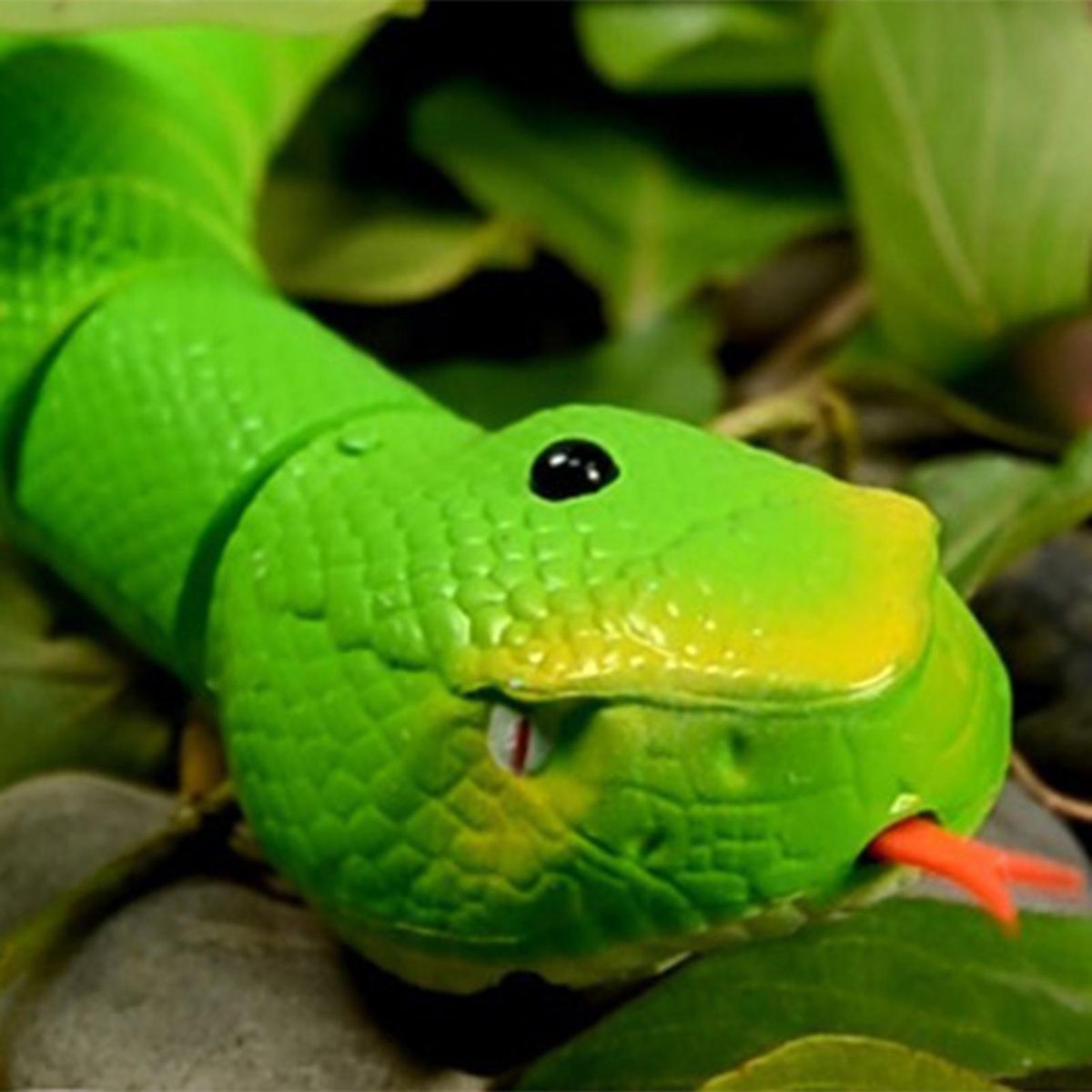 Remote Control Snake Toy Realistic Infrared Remote for Halloween Green