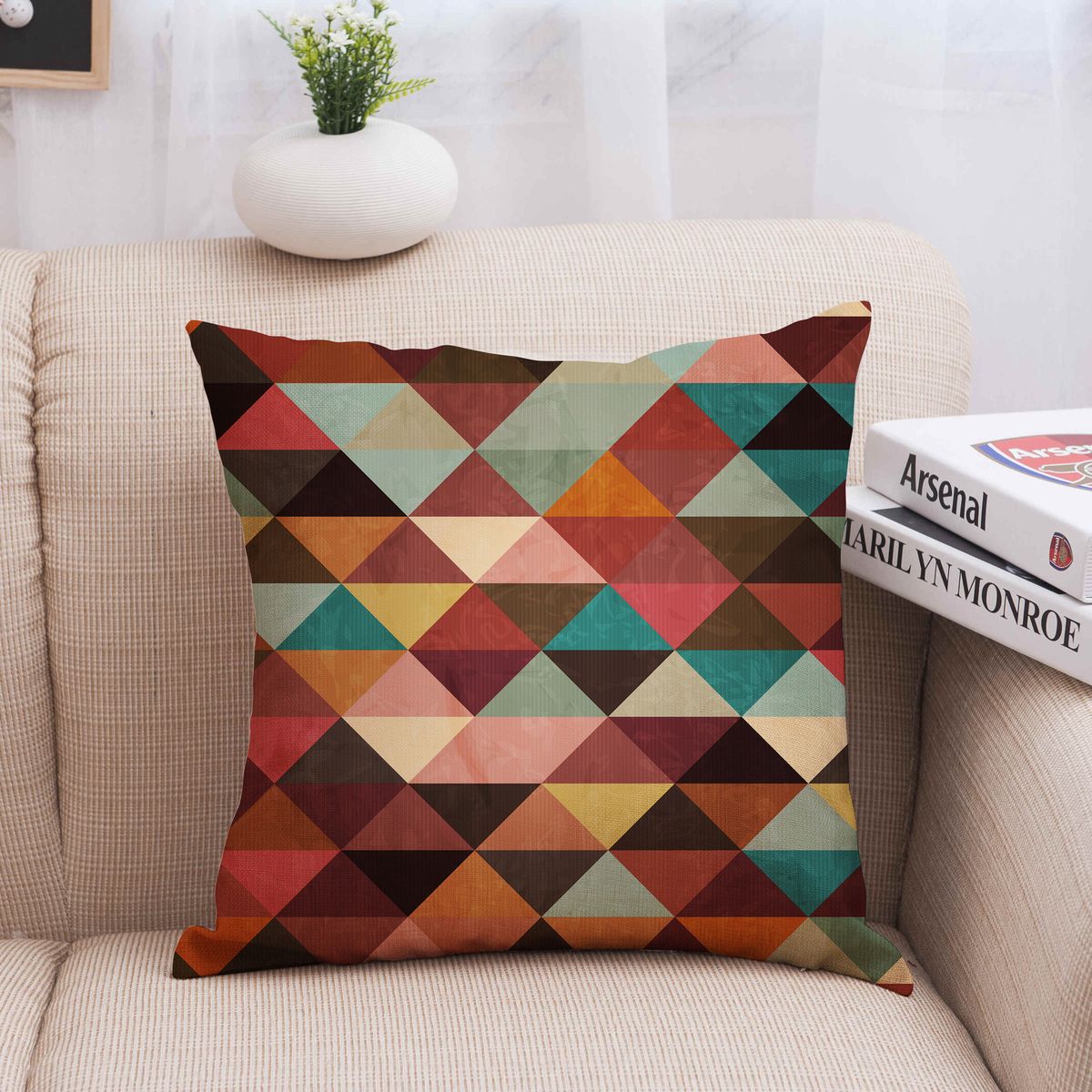 Throw Pillow -MULTI GEOMETRIC 2 DESIGN