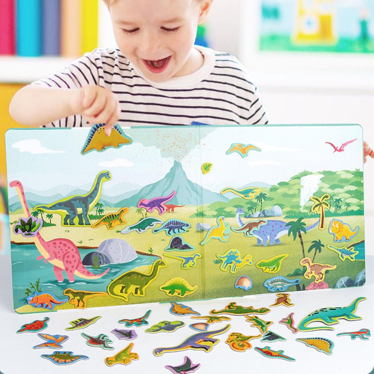 Set Of 2 Cartoon Puzzle  Children  Dinosaur & Construction Scene For