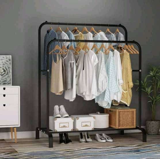 Double Pole Floor Hanger