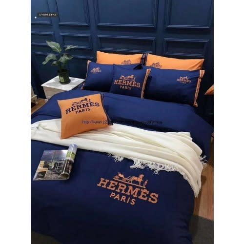Complete Bedding Set - Duvet, Bedspread With Pillowcases - Hermes