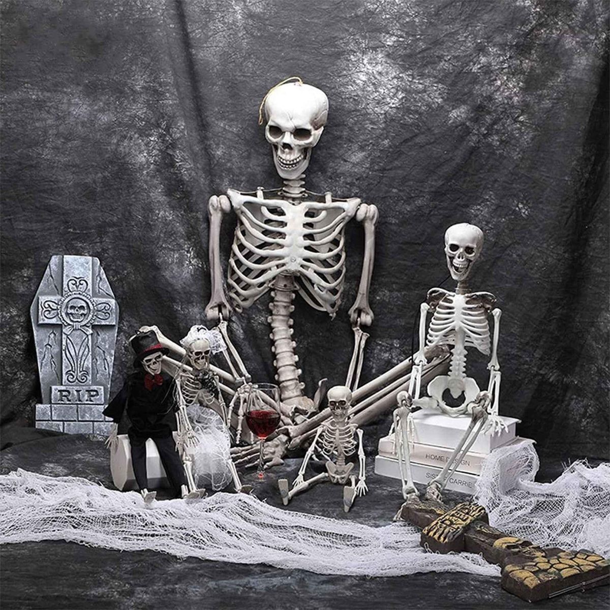 Poseable Human Couple Skeleton Prop