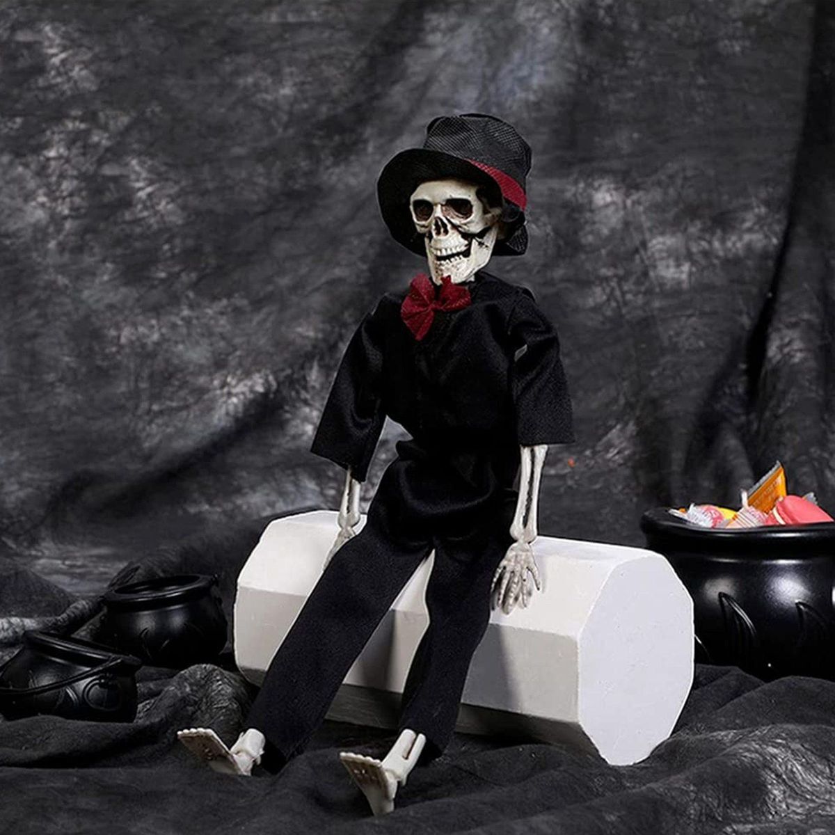 Poseable Human Couple Skeleton Prop