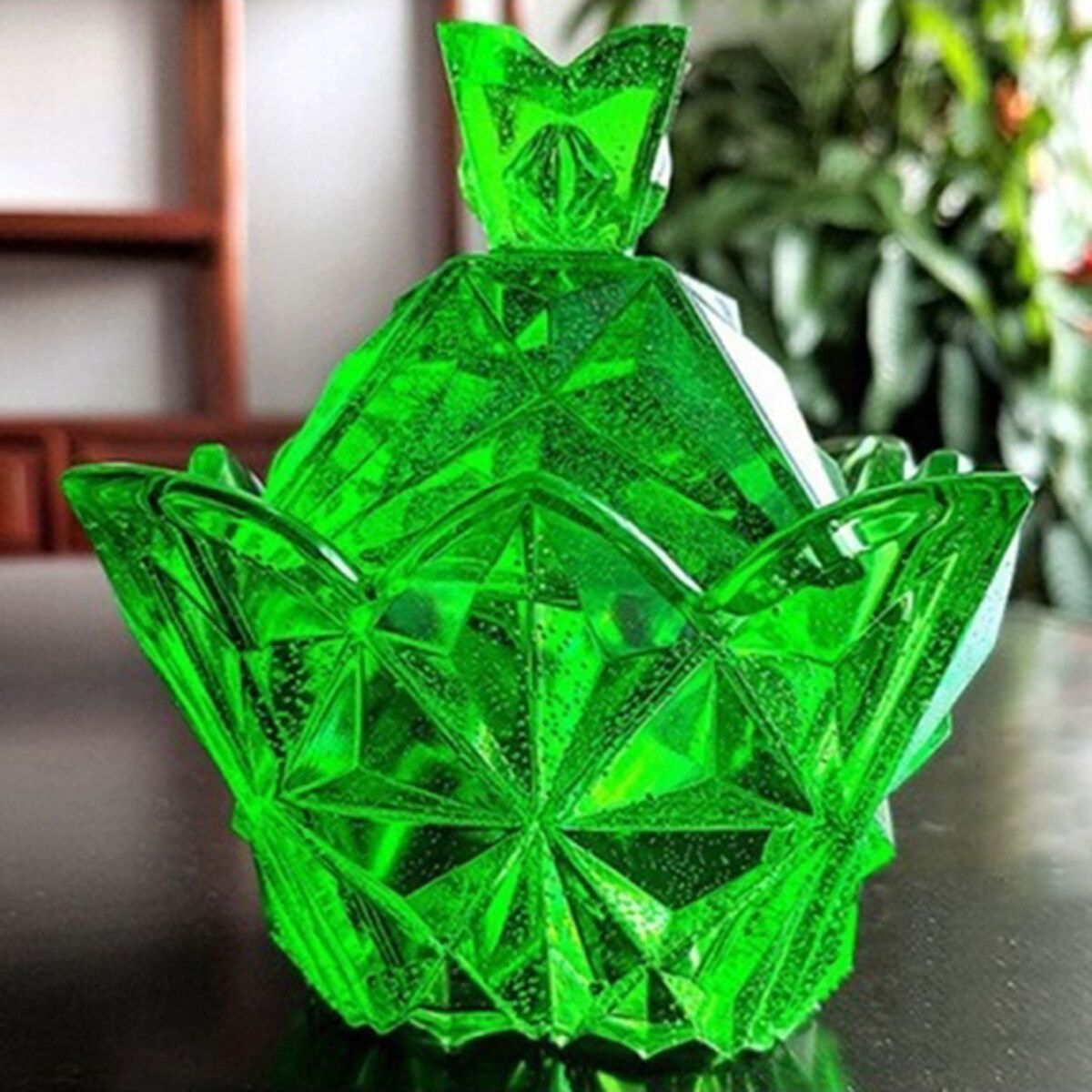 Silicone Mold Resin Epoxy Decorative Craft DIY Pyramid Diamond Storage Box