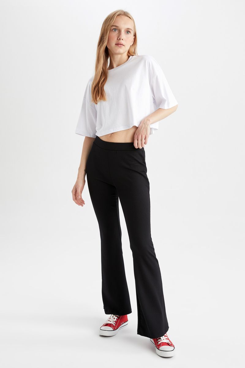 Woman Coool Loose Fit Knitted Short Sleeve T-Shirt - White