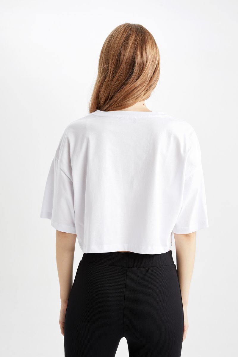 Woman Coool Loose Fit Knitted Short Sleeve T-Shirt - White