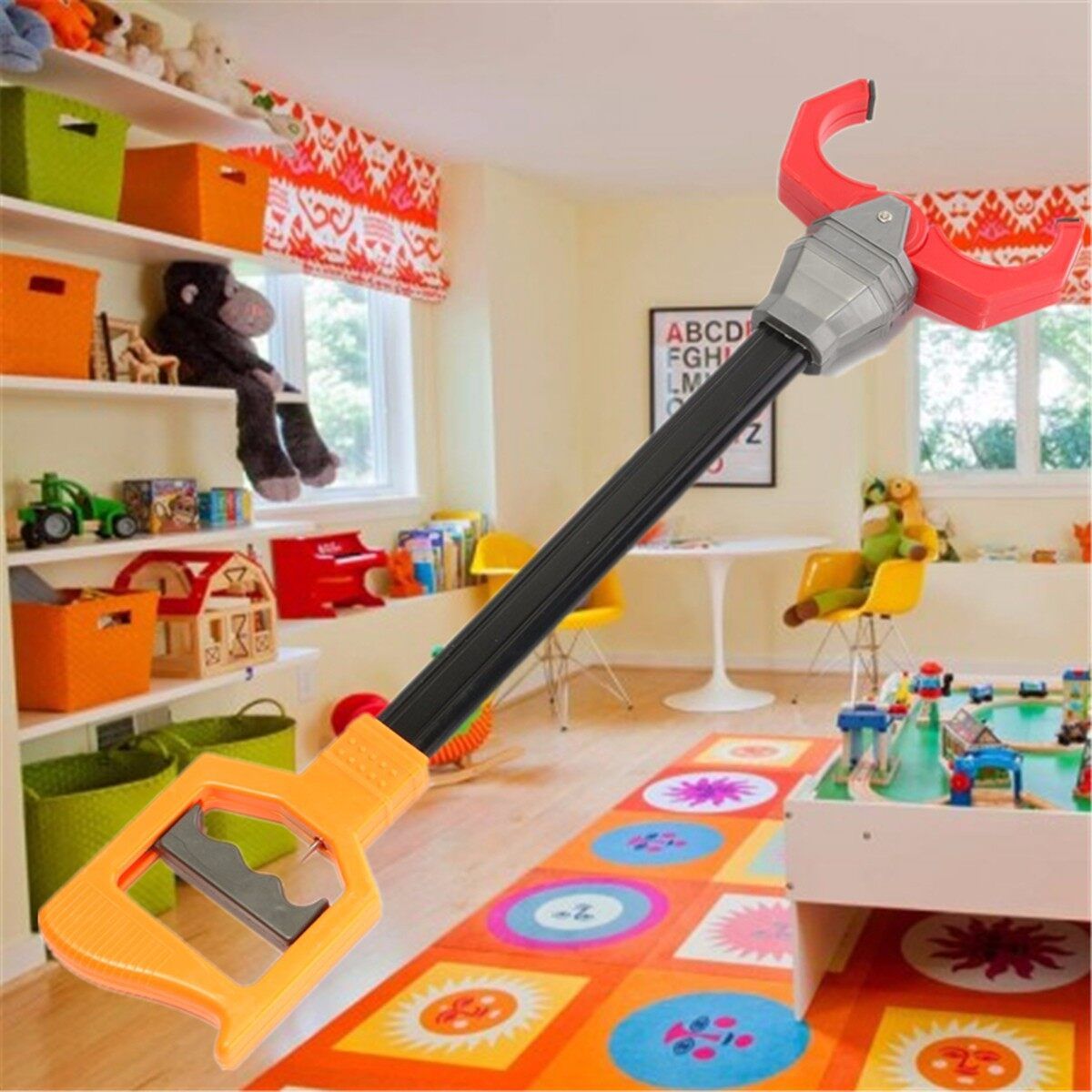 Plastic Retro Robot Arm Pick Up Grab Grabber Claw Pinch Tool Child Toy