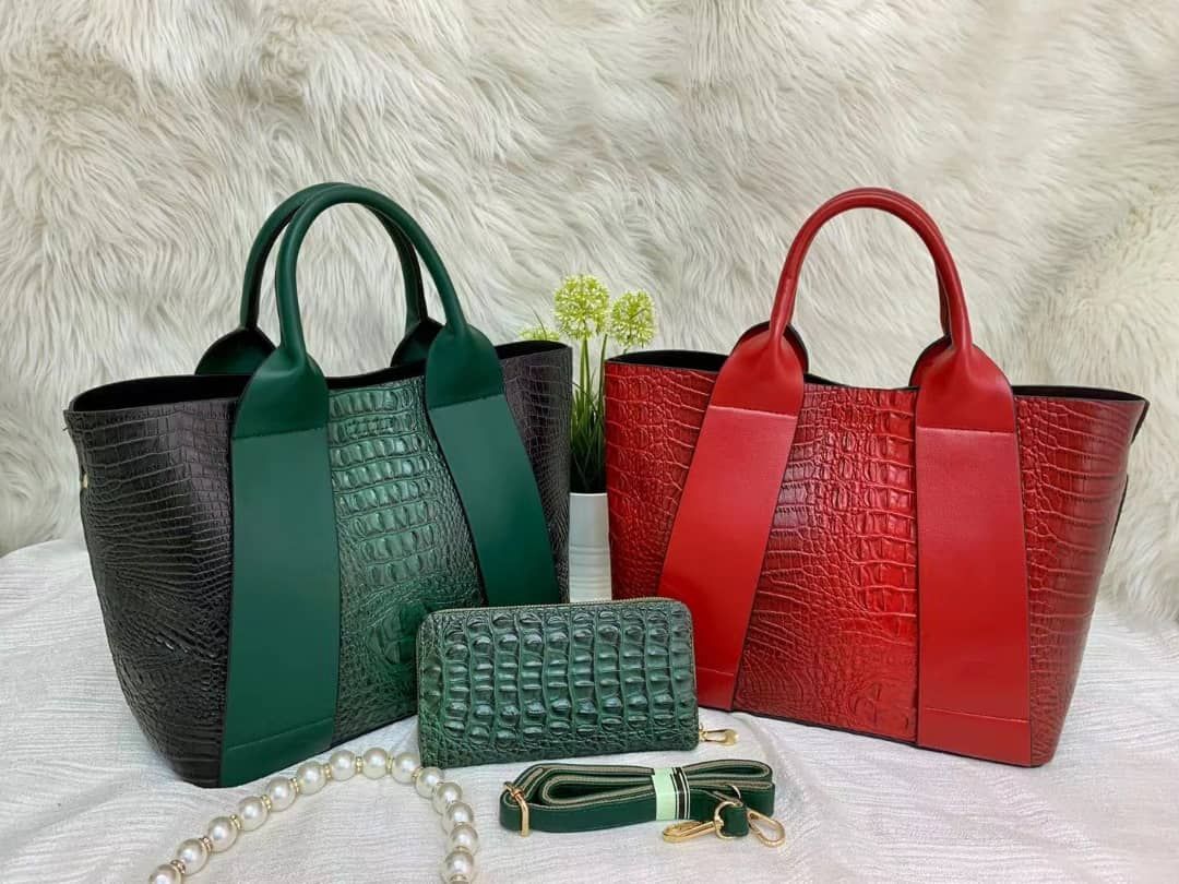 Gray Pearl 2 In 1 Luxurious Chopper Design Handbag For Women