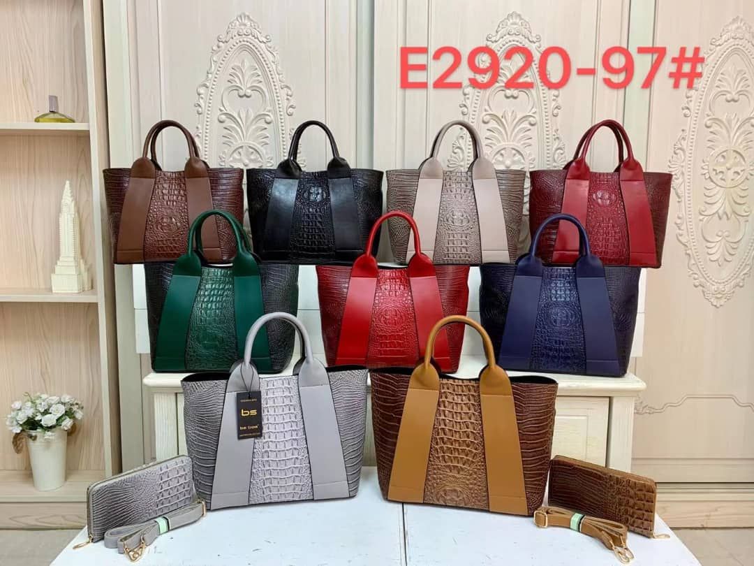 Gray Pearl 2 In 1 Luxurious Chopper Design Handbag For Women