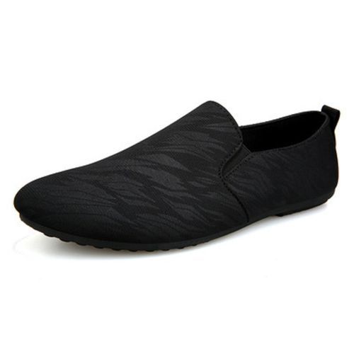 HIGHLY COMFORTABLE AND  SIMPLE SHOE