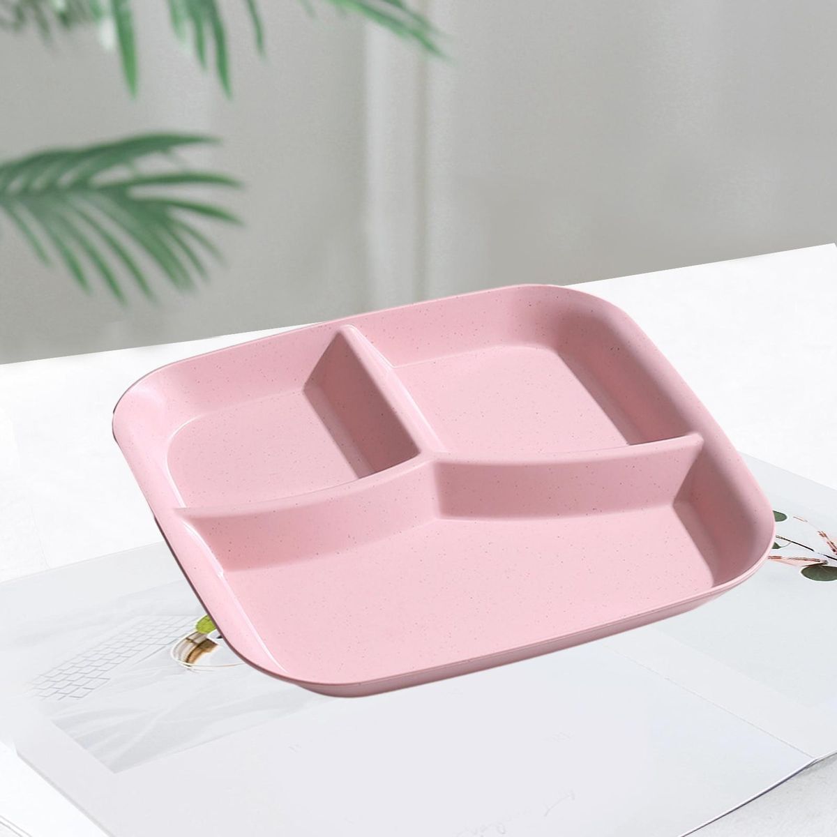 Food Grade Pp Plate 3 Compartment Rectangle Dinner Plate for Adults Pink