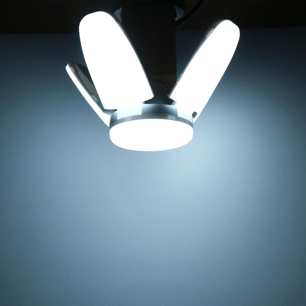 Tomshine LEDs Garage Light AC85-265V 60W Deformable Folding Ceiling Lights with 4 Adjustable Panels 6000-6500k Nature White Light for Garage Warehouse Workshop Basement Gym Kitchen