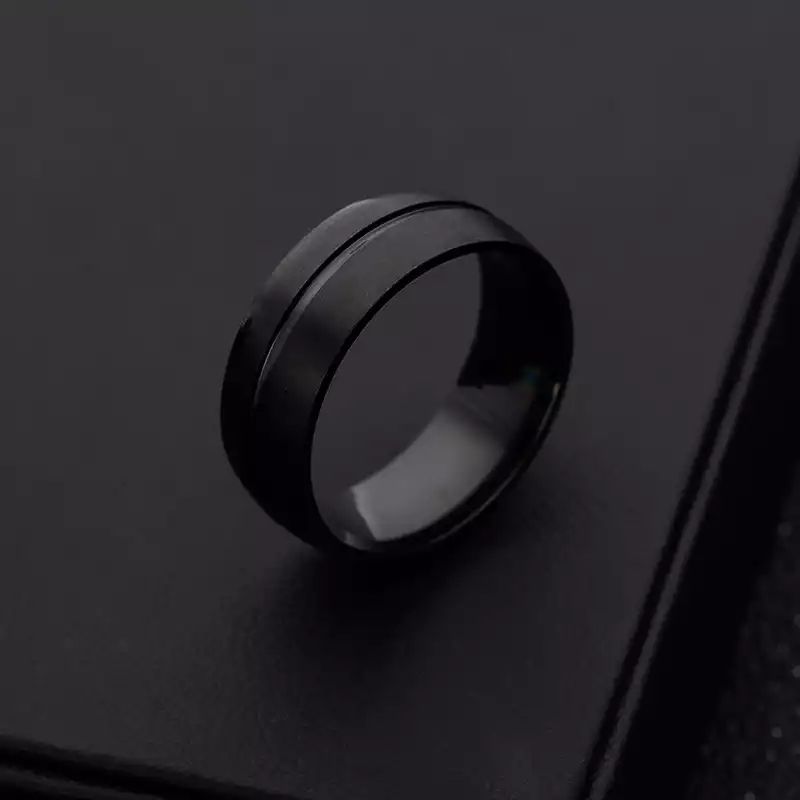 Black Simple Men's Ring Size 10