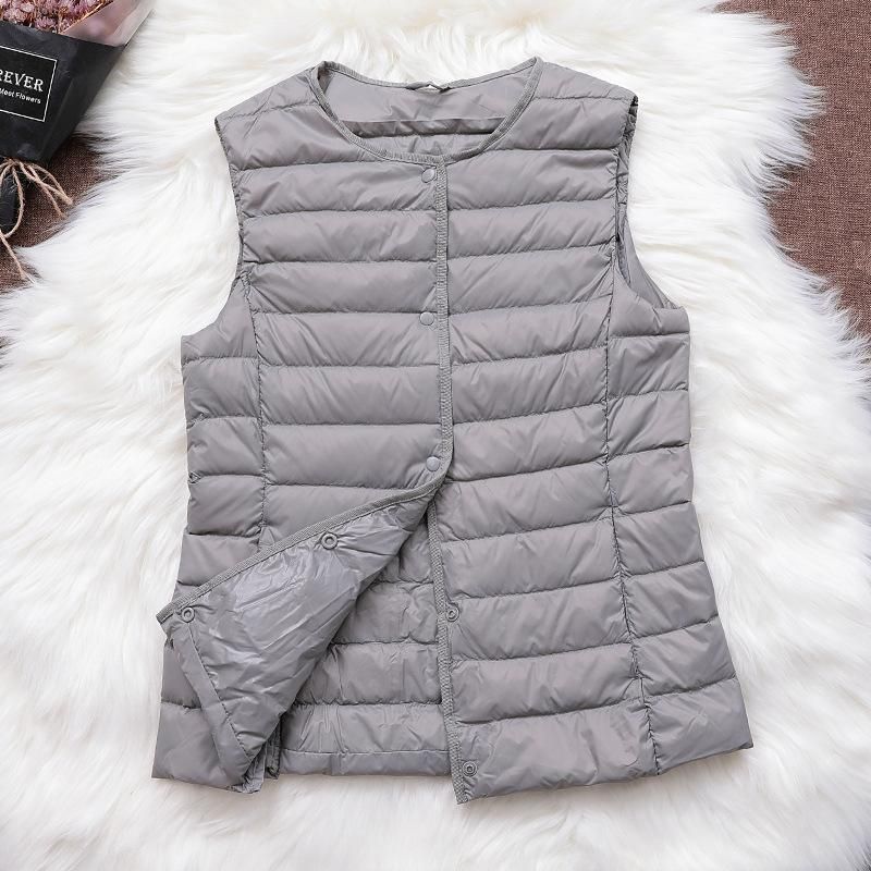 2022 Autumn/Winter New Light and Thin Down Coat Women's Inner Vest Round Neck Wearing Neckless