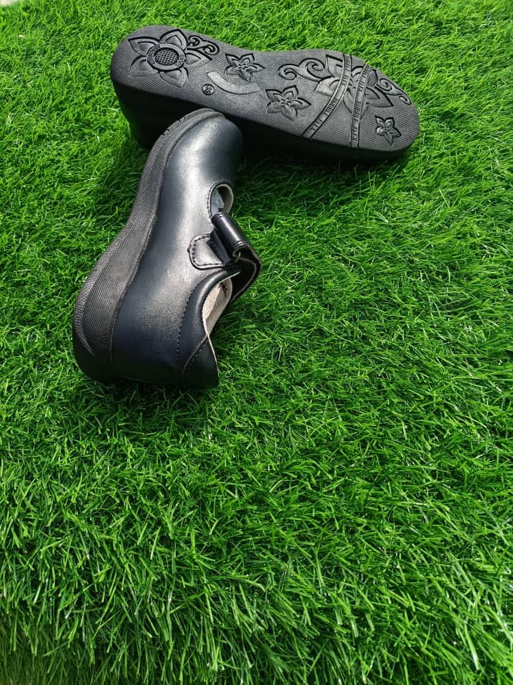 Beautiful And Classic Girls Back To School Shoe