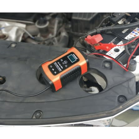 12v 5a Full Automatic Car Battery Charger.