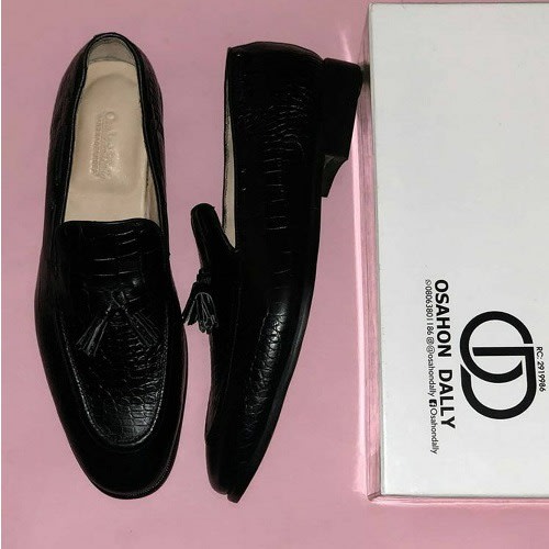 Black Croc Skin Ridge Loafers With Tassels