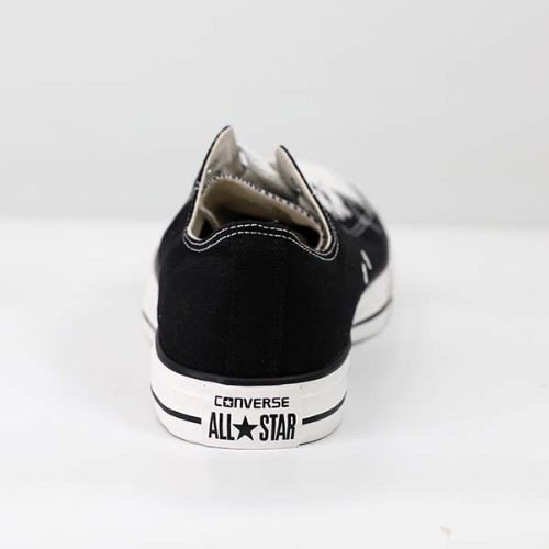 Black Lowtop Convers