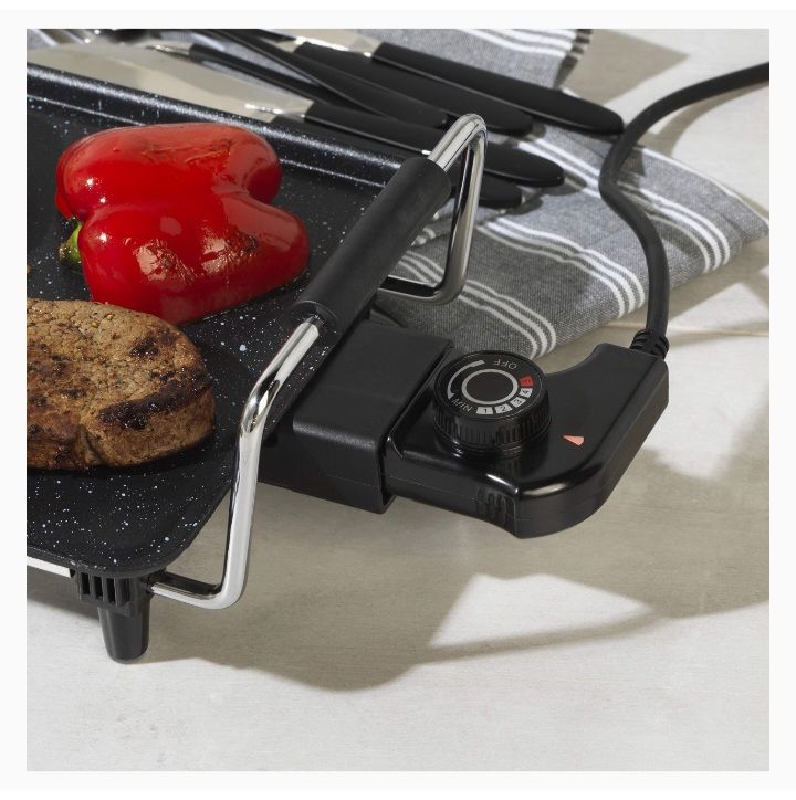 Teppanyaki Grill With Adjustable Temperature Controls, 2000W