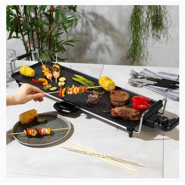 Teppanyaki Grill With Adjustable Temperature Controls, 2000W