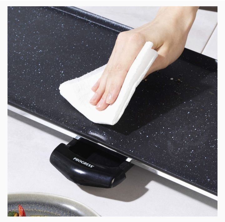 Teppanyaki Grill With Adjustable Temperature Controls, 2000W