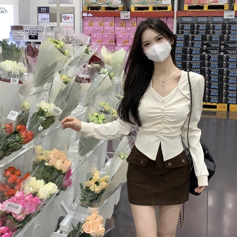 Plus Size Temperament Pleated Square Neck T-shirt Bottoming Shirt for Women Autumn and Winter 2022 New Design Sense Long Sleeve Short Top