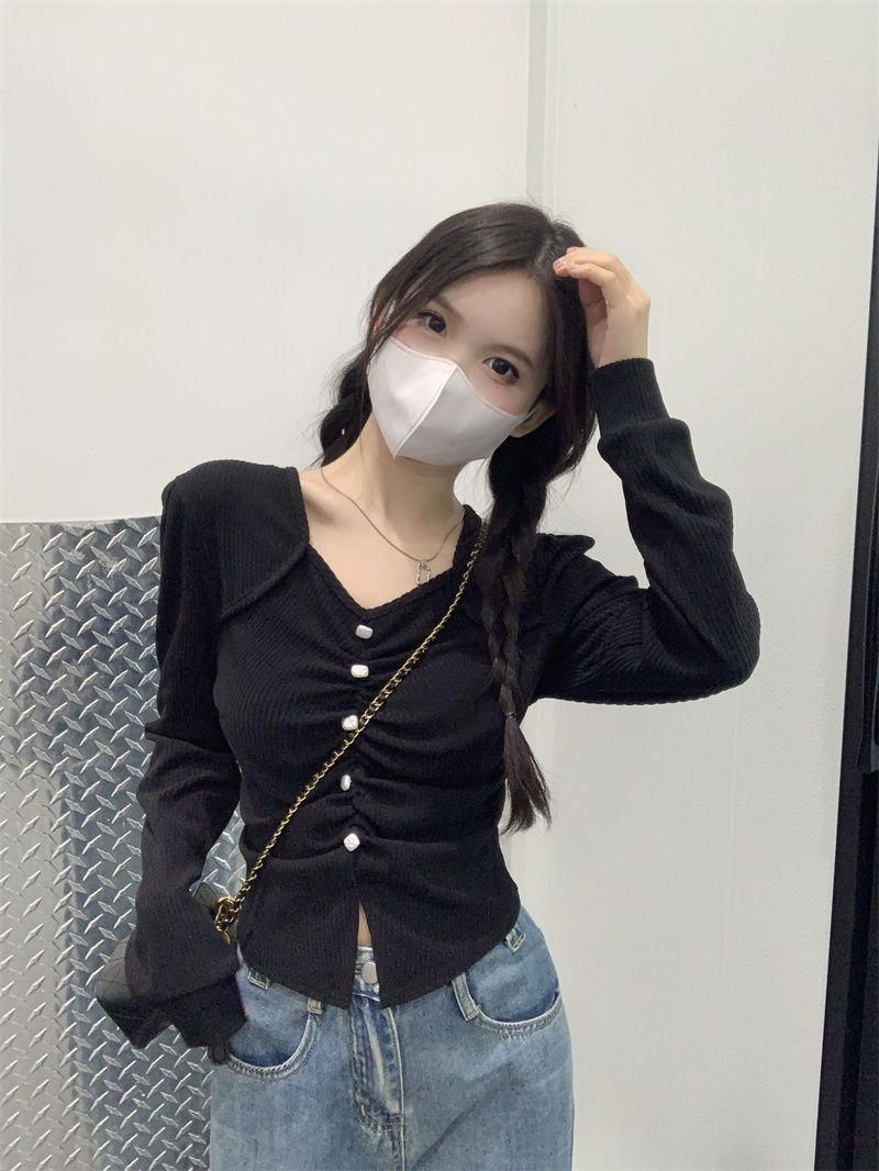 Plus Size Temperament Pleated Square Neck T-shirt Bottoming Shirt for Women Autumn and Winter 2022 New Design Sense Long Sleeve Short Top