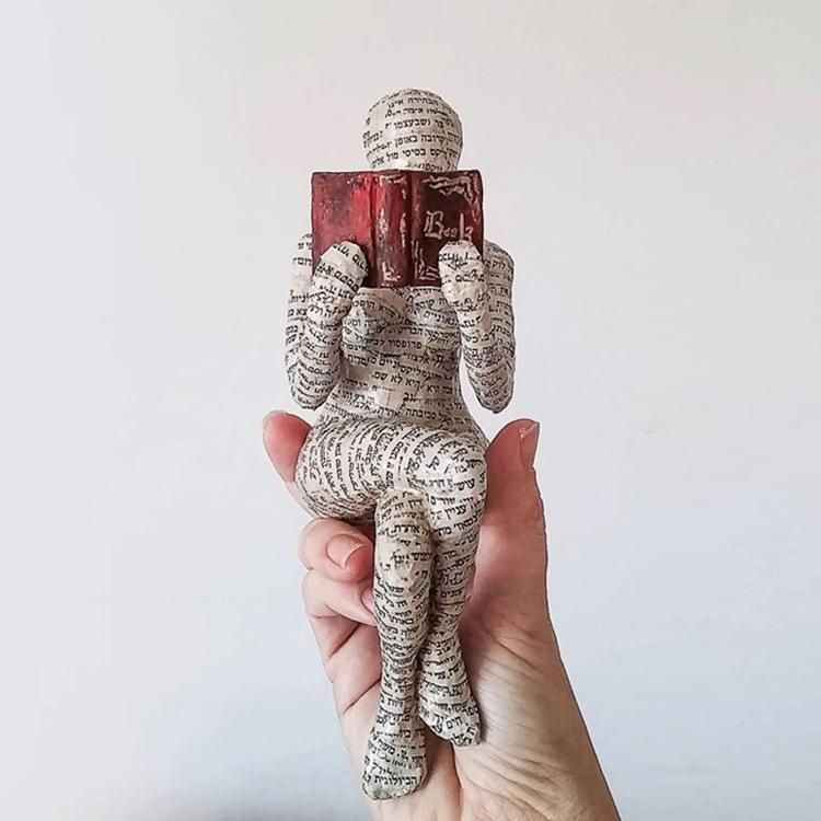 Cross-border new modern minimalist reading woman decoration sculpture porch decoration bookshelf decoration resin crafts Reader 07
