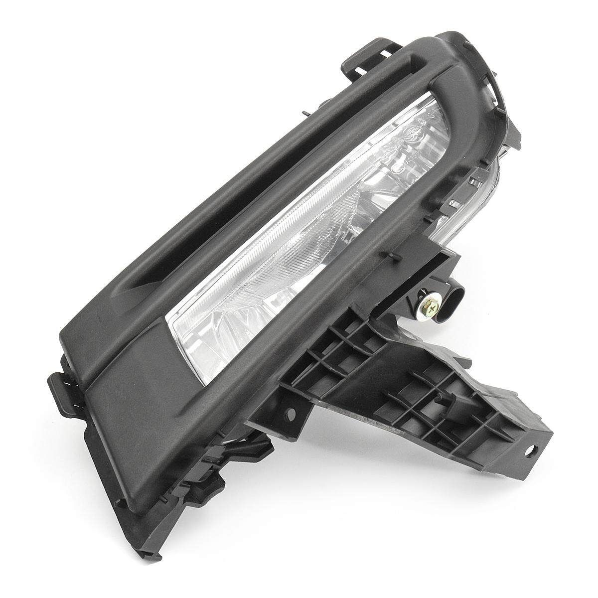 1PCS (LandR) Front Fog Light Lamp 9006 12V 51W Fit Mazda 3 2007-2009 (Right) Right