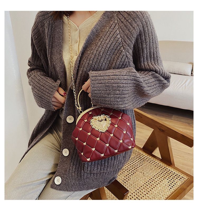 Embroidery Women Leather Handbag Vintage Heart Design Evening Bag Party Red
