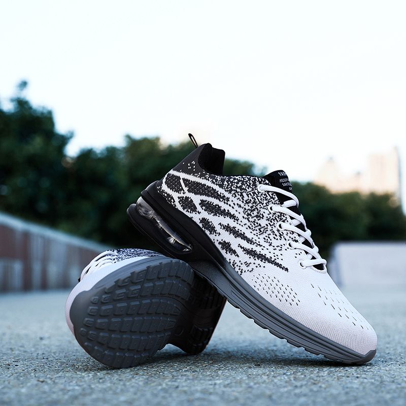 Men's New Trend Fashion Sneakers Running Shoes - Black And White