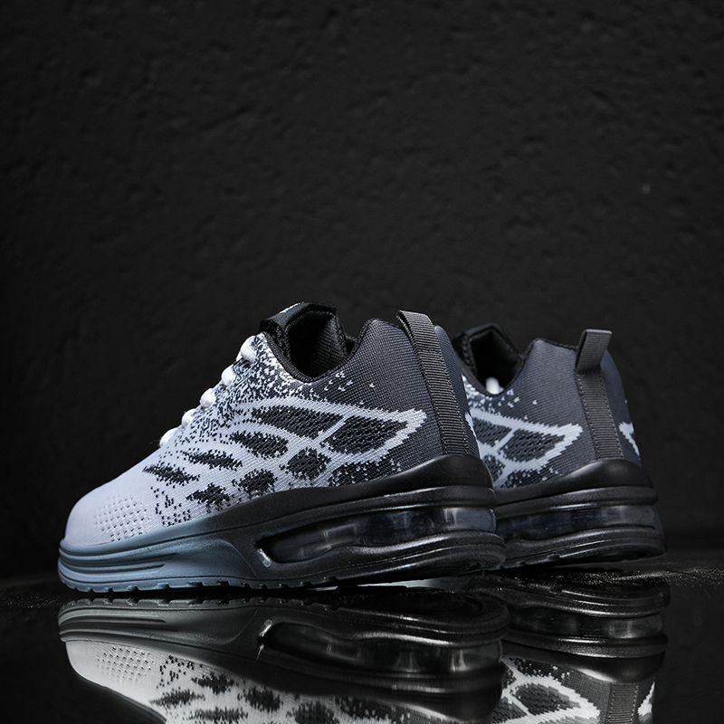 Men's New Trend Fashion Sneakers Running Shoes - Black And White