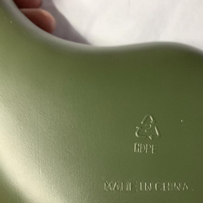 Outdoor 750ml Water Bottle  Drinkware Camping Flask  Red