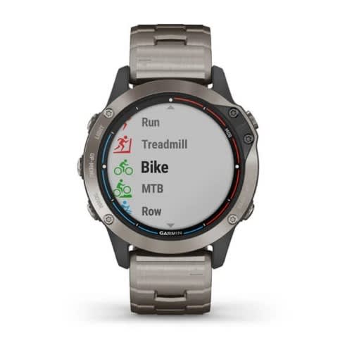 Quatix 6 Titanium Gray With Titanium Band