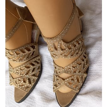 Suede Heeled Sandals With Rhinestone - Beige/brown