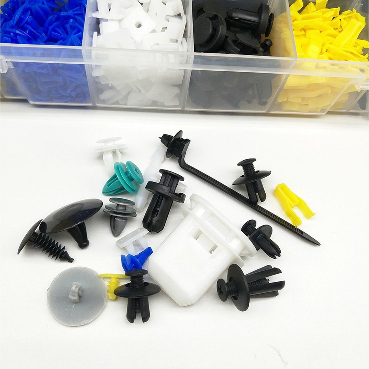 730Pcs Bumper Retainer Clips Kit Car Fastener Rivet