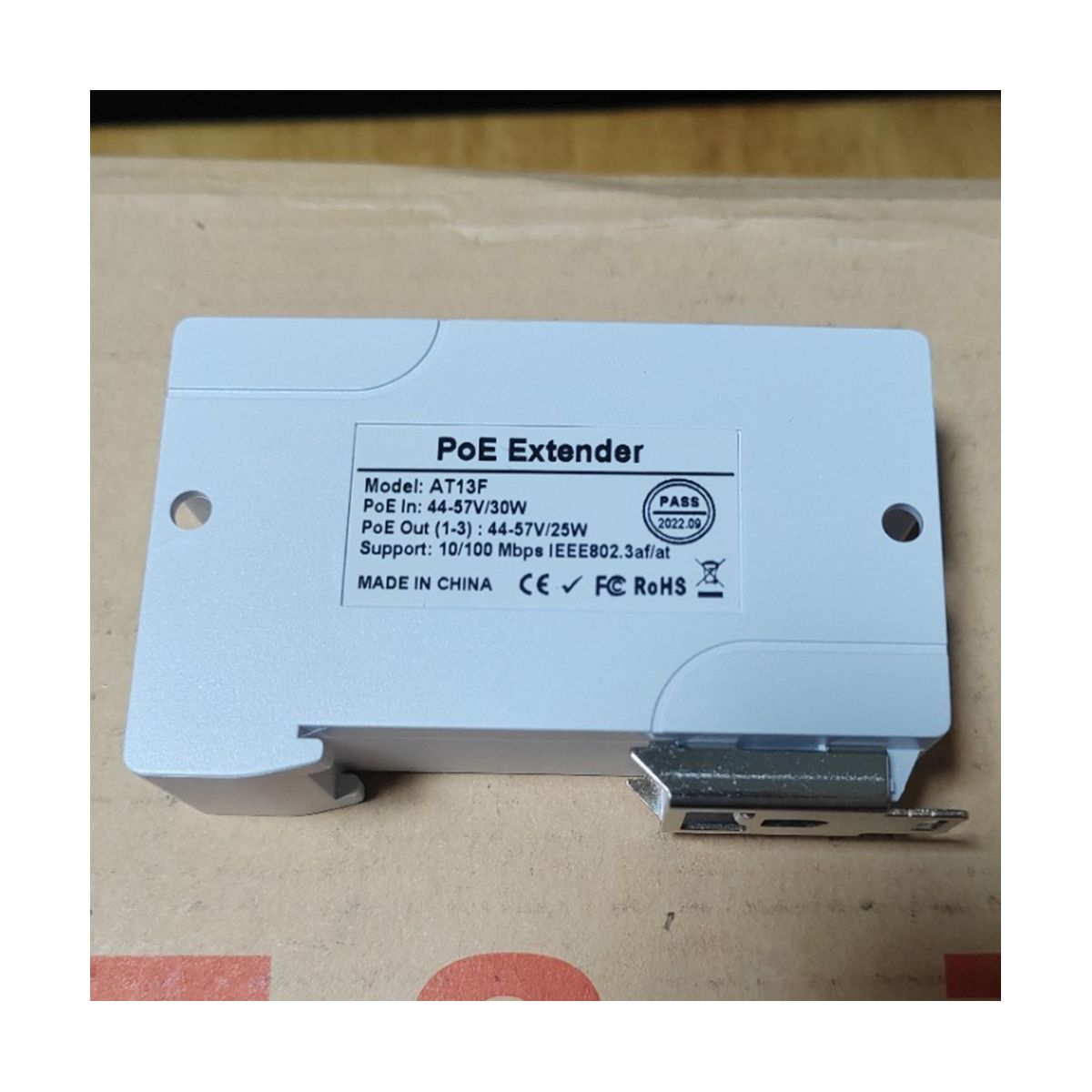 2 Pcs 1 to 3 Port PoE Extender Passive Cascadable IEEE8023Af IP Port Transmission Extender for POE Switch NVR IP Camera
