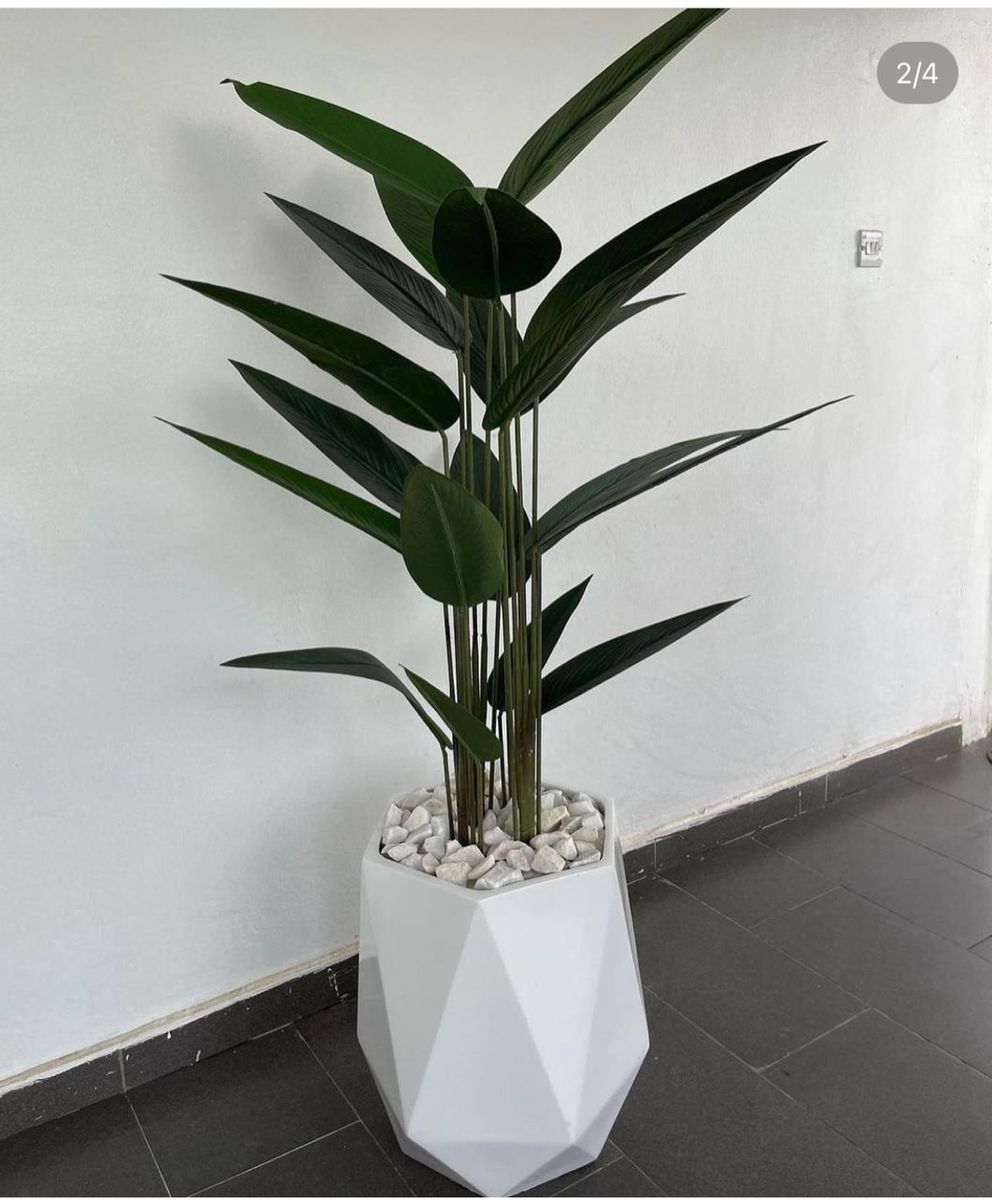 Beautiful Ceramic Flower Vase Medium  Size