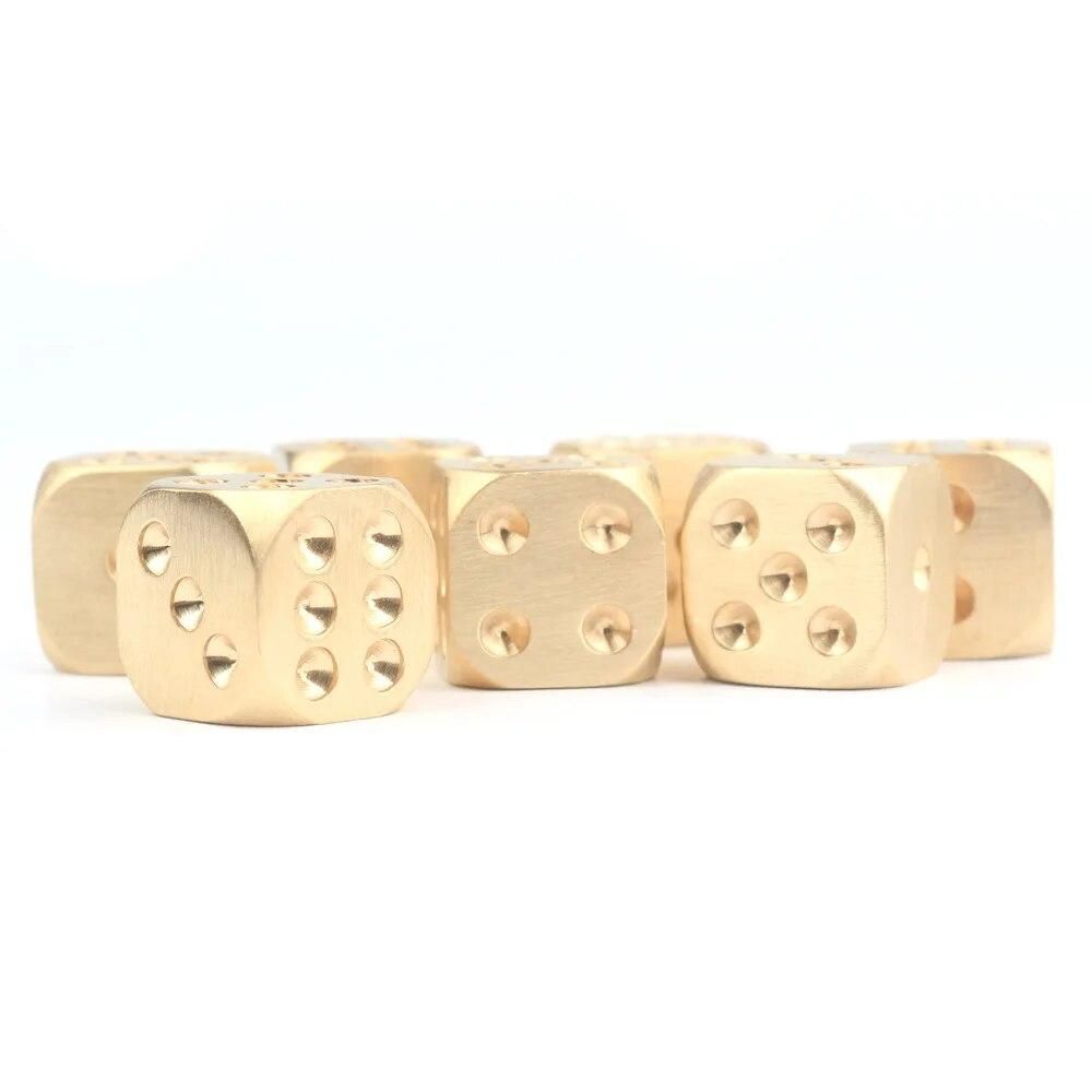Brass Dice Pure Copper Metal Solid Dice Hand-polished Bar Supplies Creative Mahjong Sieve Entertainment Gambling Dice