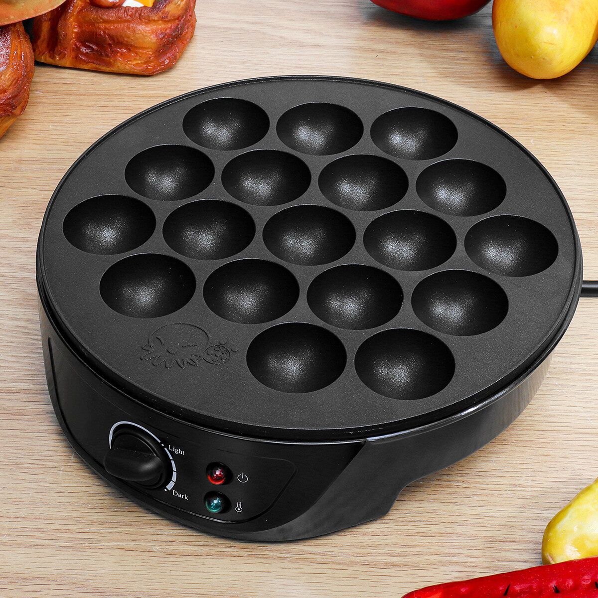 220V 750W 18 Holes Electric Takoyaki Grill Pan Home Octopus Meat Ball Maker Plate Machine AU Plug [Black]