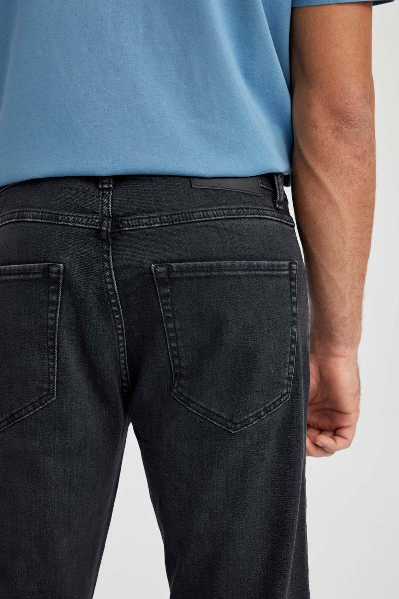 Man Sergio -Regular Fit Denim Trousers - Black