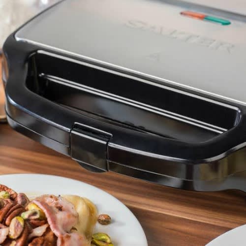 Deep Fill Waffle Maker With Xl Non-stick Cooking Plates - 900w