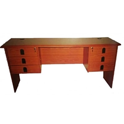 Office Table -5 Feet