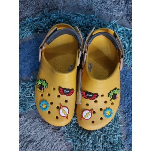 Ladies All Terrain Crocs Sandal With Jibbitz - Yellow