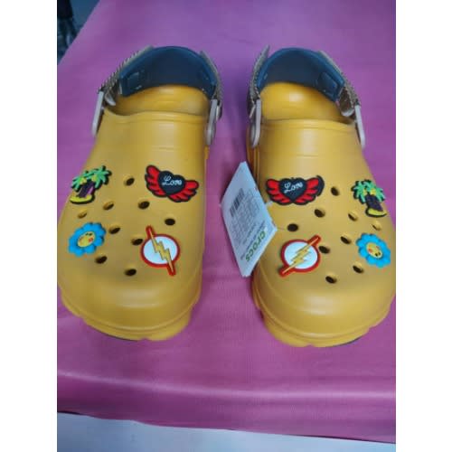 Ladies All Terrain Crocs Sandal With Jibbitz - Yellow