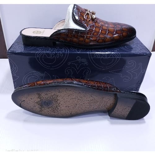 Khrat Giani  Shoe